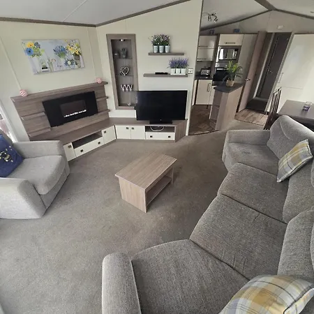 Modern Caravan Robin Hood Rhyl Exterior photo